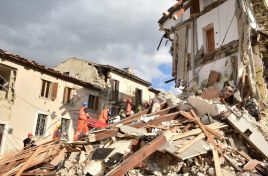 Alunecări de teren în Italia: Cel puţin opt persoane au murit, iar peste o sută sunt date dispărute