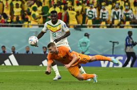 «Механический апельсин» одержал победу в матче с Сенегалом