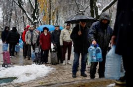 Ninsori şi îngheţuri aşteptate la Kiev, unde alimentarea cu electricitate este în continuare perturbată